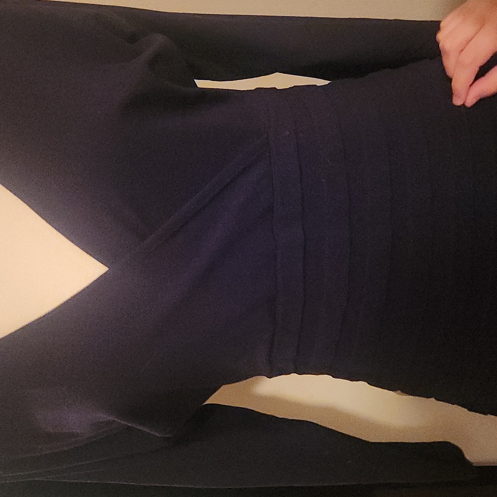 Cache Dress - Picture 4 of 5